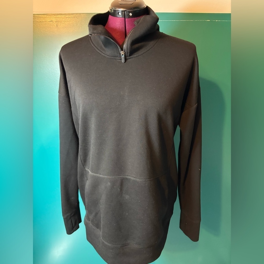 GAIAM Women’s Black Sweater Sweatshirt